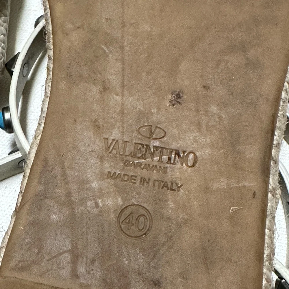 Valentino elegant cream